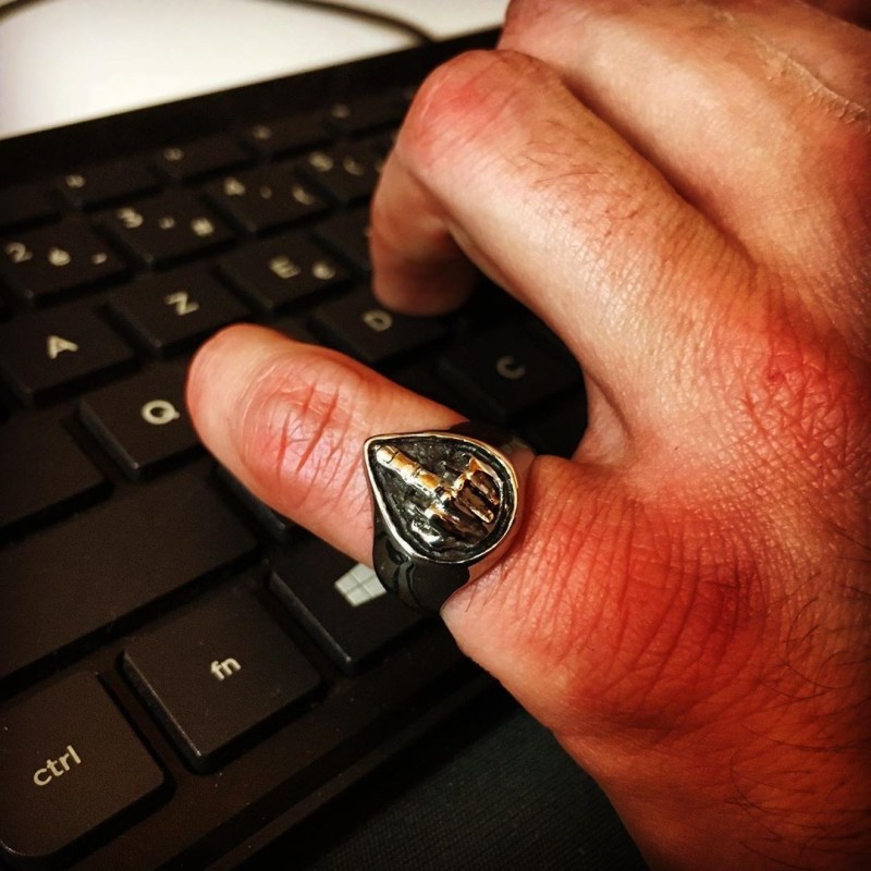 Nous Sommes Le Majeur / Bague
