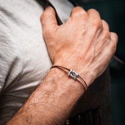 Nous Sommes L˙ Archéologue I.J. - Drop Mensuel / Bracelet